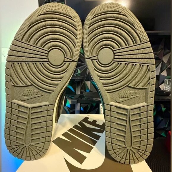 Jordan 1 retro low main image 6